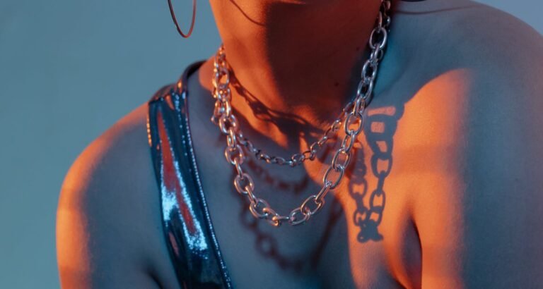 Antique Jewelry Shopping Things To Avoid When Making A Selection