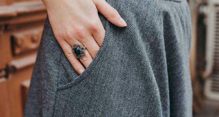 Read Easy Ideas For Dressing For Success