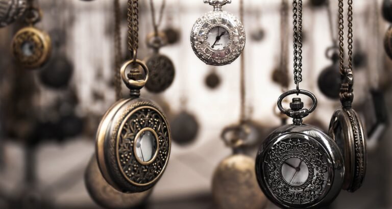 Creating A Beautiful Look With Costume Jewelry